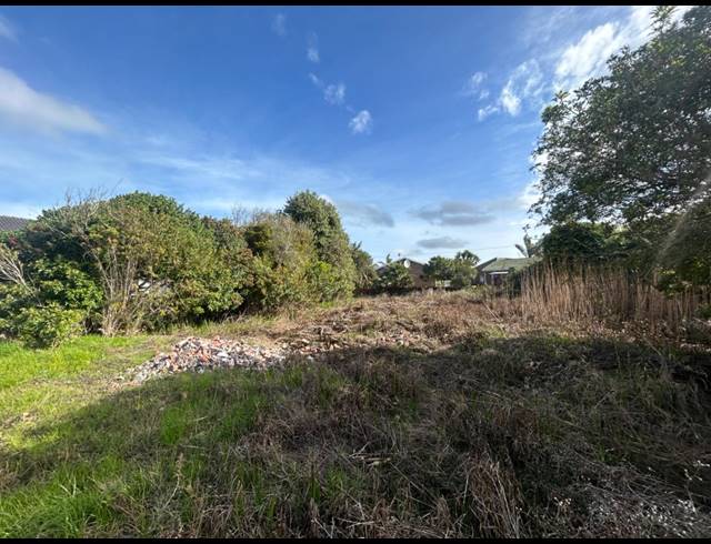 705M² VACANT LAND FOR SALE IN ASTON BAY